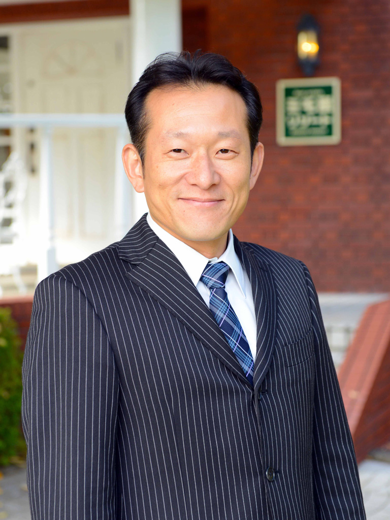 スタッフ紹介 伊豆不動産の専門家 ミモ座リゾート